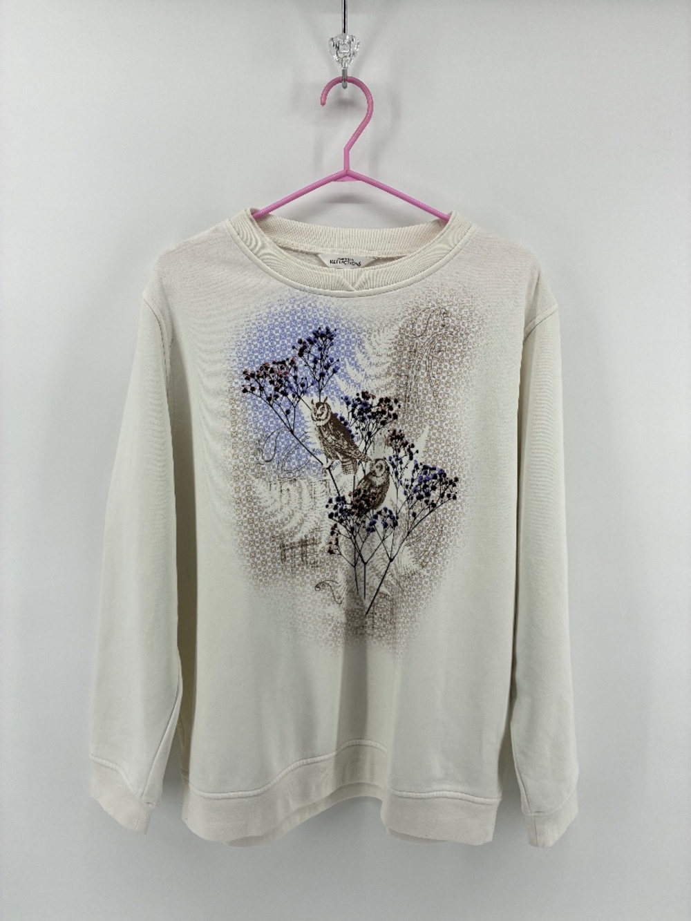 Northern Reflections White Sweatshirt with Owl and Floral Design